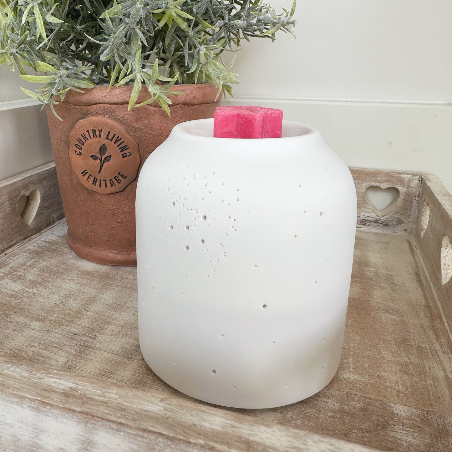Simple White Oil Warmer