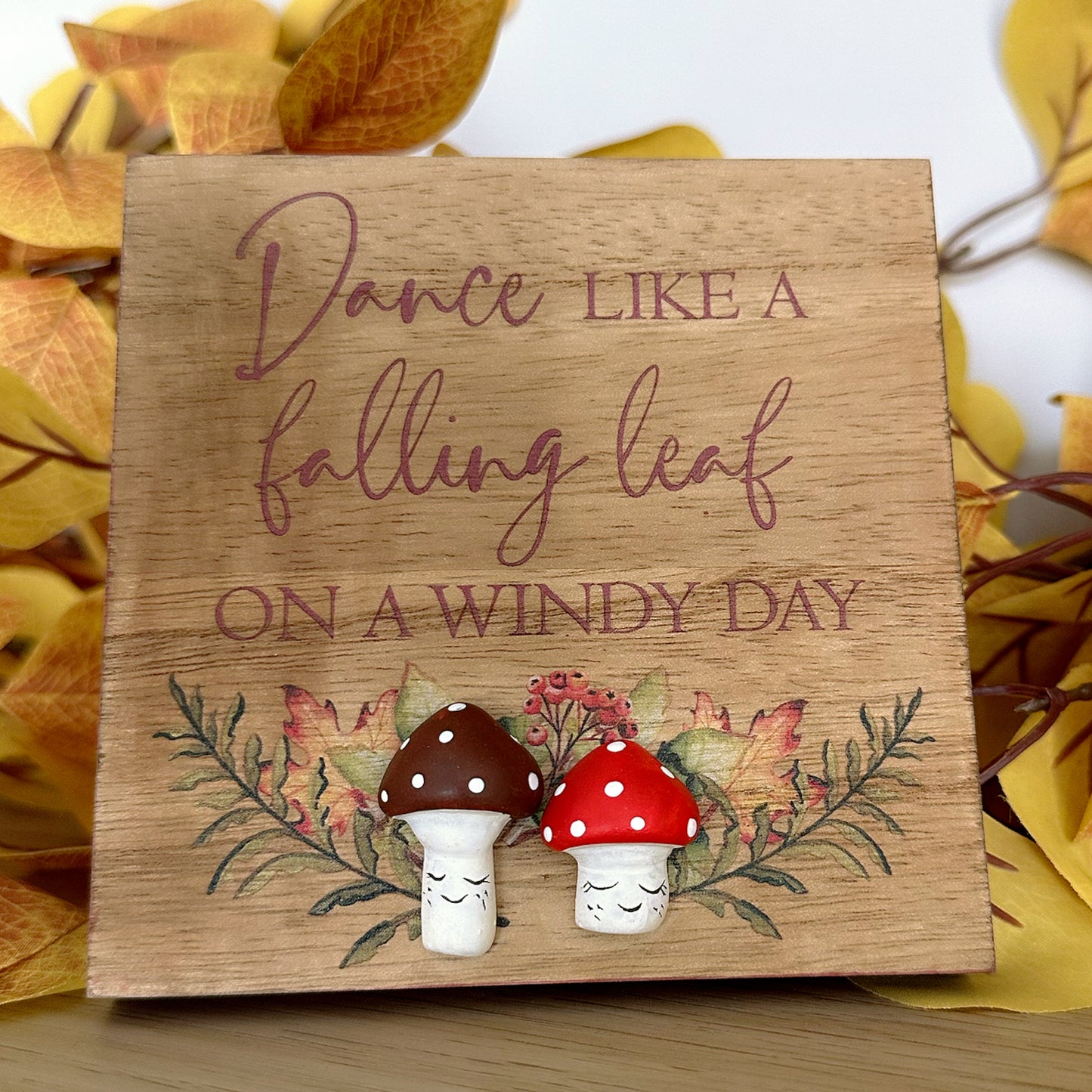 Autumnal plaque with 3D Mushroom details