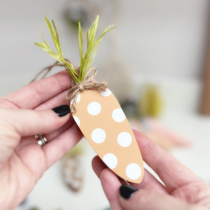 Wooden Carrot Hanger - Available in 2 Styles