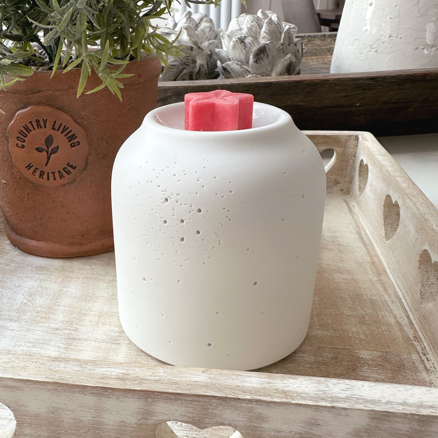 Simple White Oil Warmer