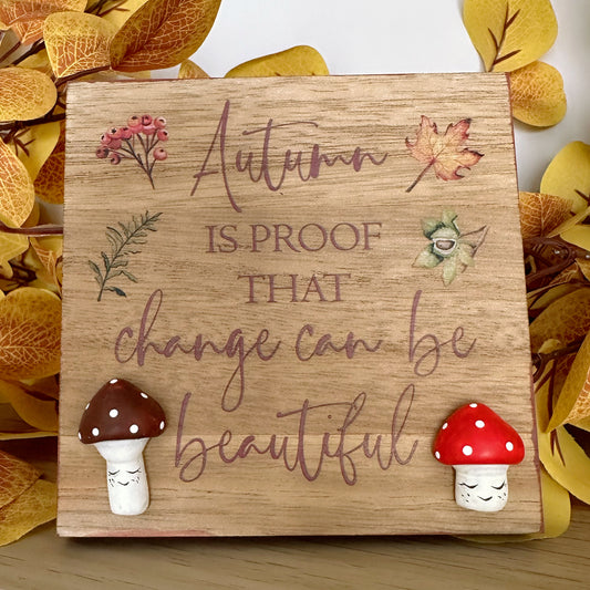 Autumnal plaque with 3D Mushroom details