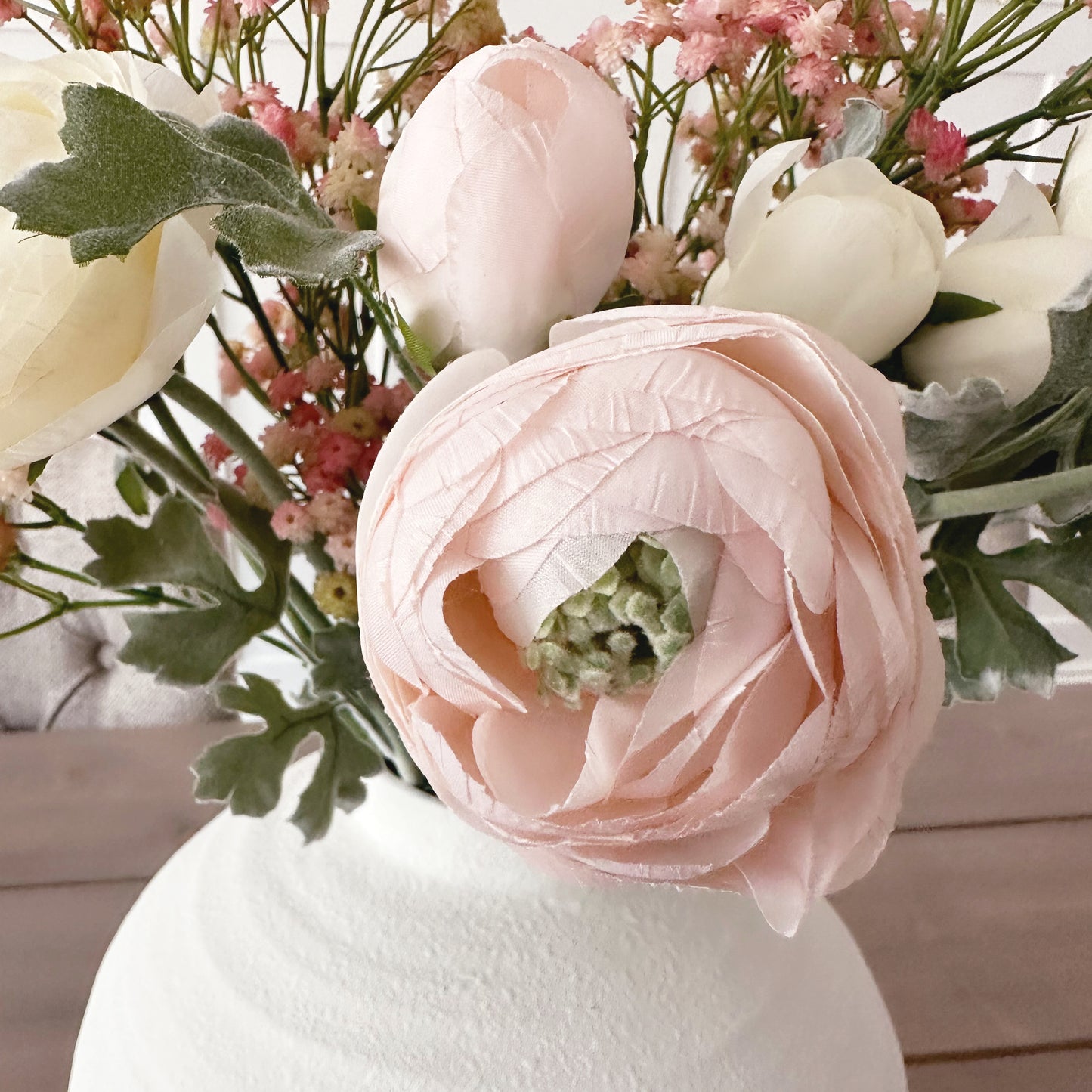 Pastel Pink Ranunculus Stem