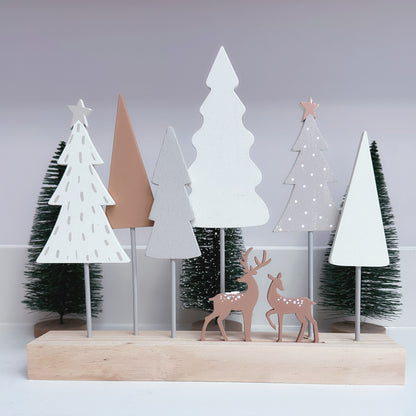 Reindeer and Tree Decor Stand